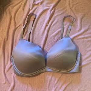 Victoria’s Secret Biofit Push-up bra 34DD